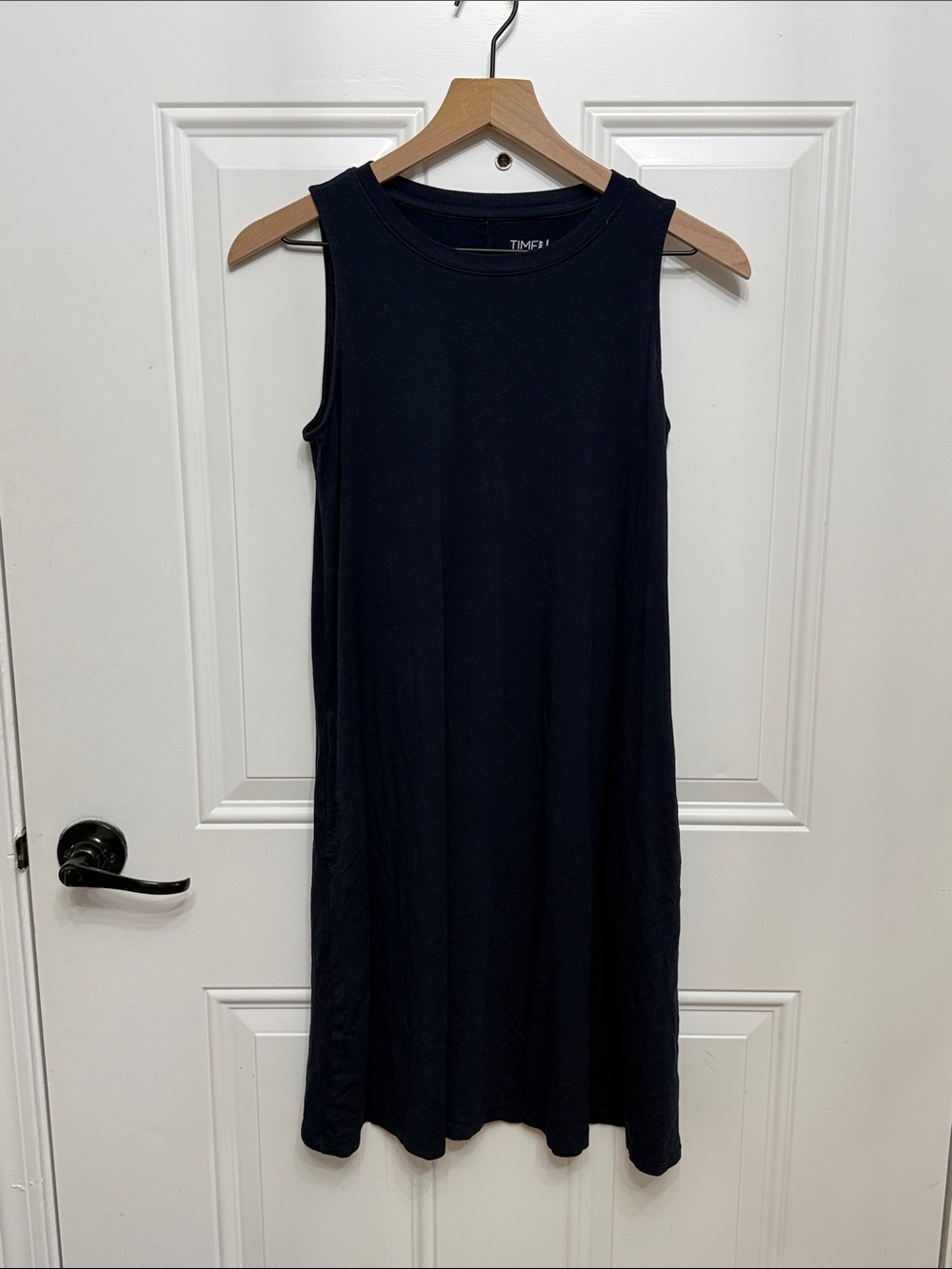 Time and Tru Navy Sleeveless Midi Tank Dress